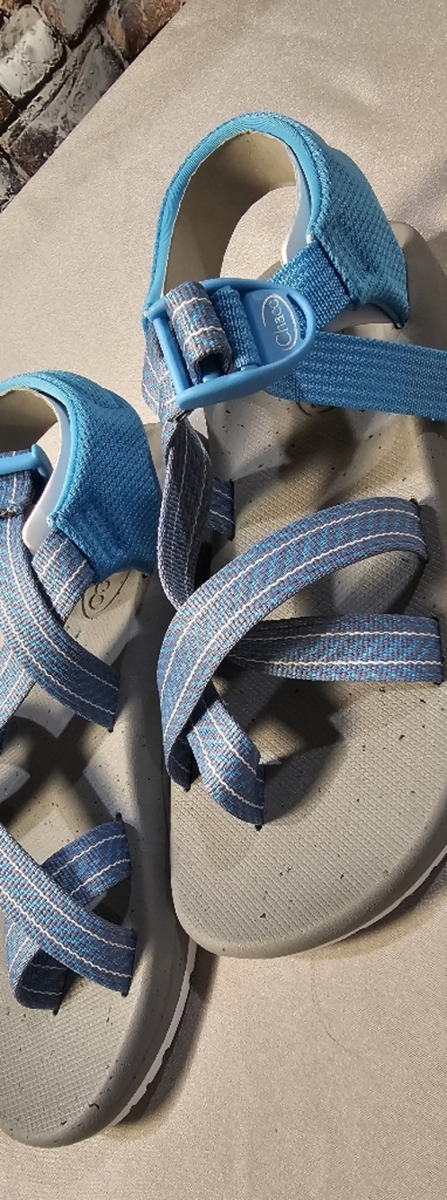 Chaco CushZ Toe Loop Sandals Blue Adjustable Strappy Comfort Hiking Size 8